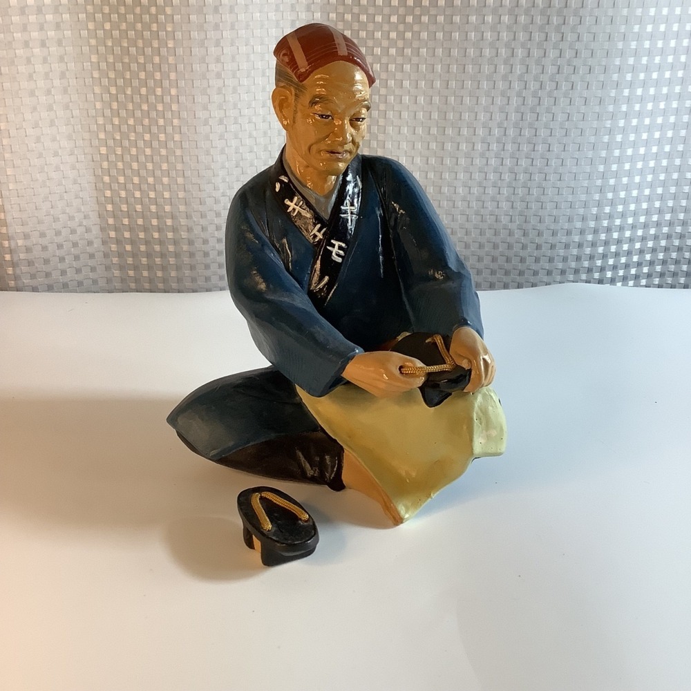 Hakata Urasaki Doll Japanese Sandal Shoe Maker Clay Figurine Hand Painted VTG